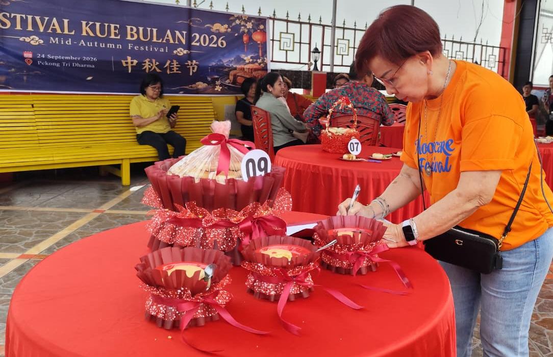 Festival Moon Cake