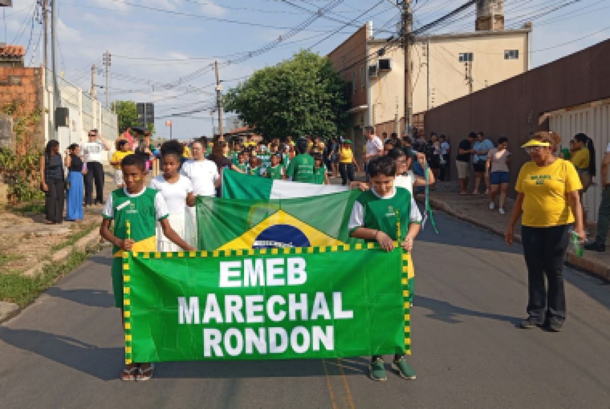Desfile Cívico da Emeb Marechal Cândido Rondon