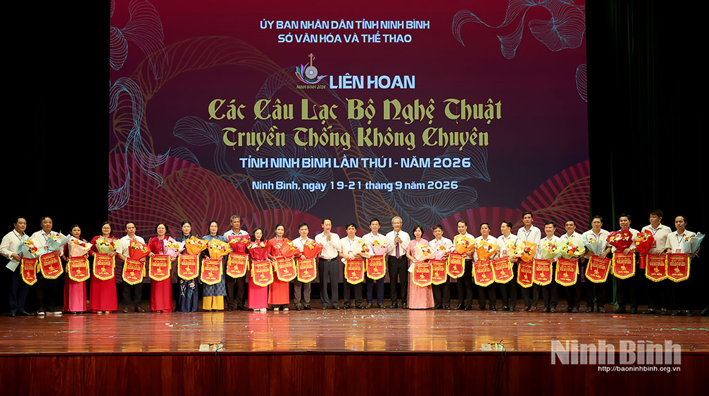 Liên hoan các Câu lạc bộ Nghệ thuật truyền thống không chuyên tỉnh Ninh Bình lần thứ I