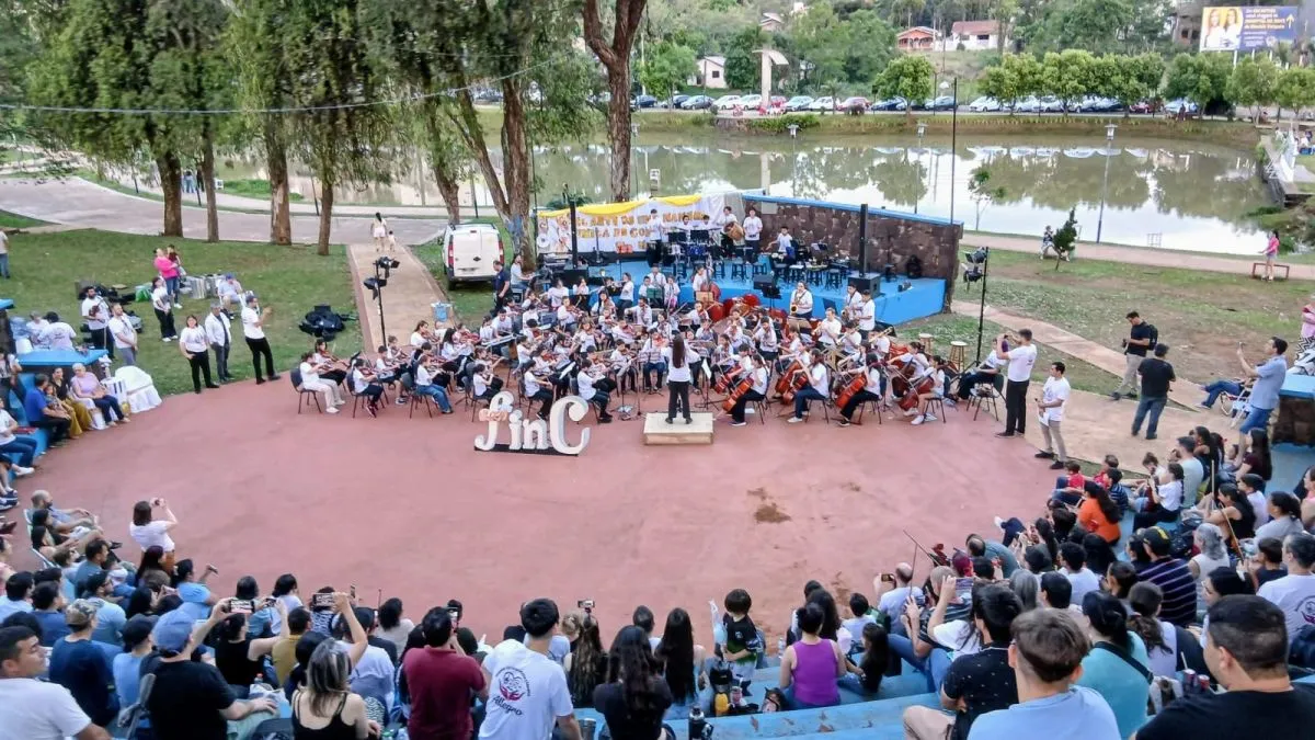Fronteira in Concert