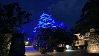 手話言語の国際デー 岡山城ライトアップ