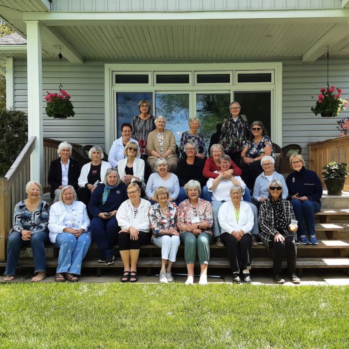 Orillia Mariposa Grandmothers to Grandmothers Fall Festival