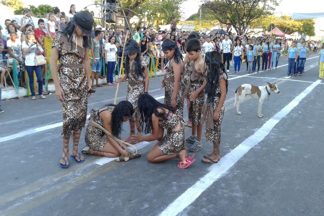 Desfile Cívico em homenagem à Independência do Brasil