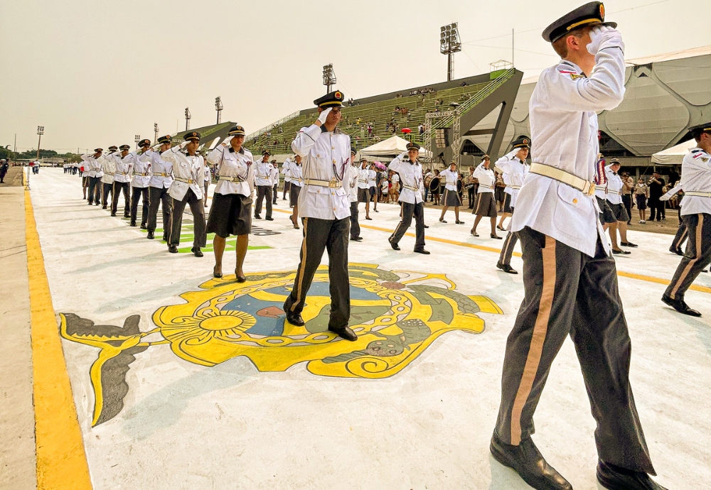 Desfile Escolar de 5 de Setembro