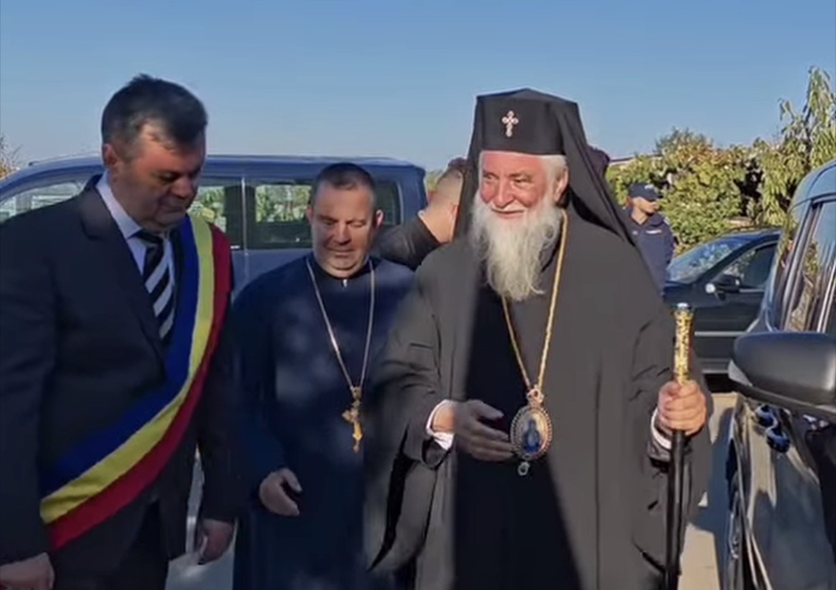 Resfințirea bisericii din cartierul Vărsături